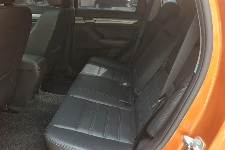 Used BAIC Senova X65 2015 2.0T Automatic Elite Model Left Rear Seat
