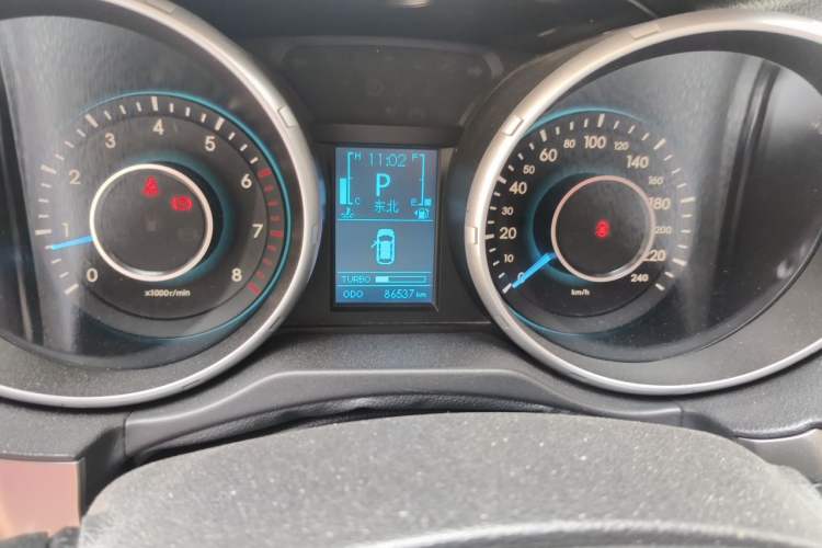 Used BAIC Senova X65 2015 2.0T Automatic Elite Model Odometer Close Up