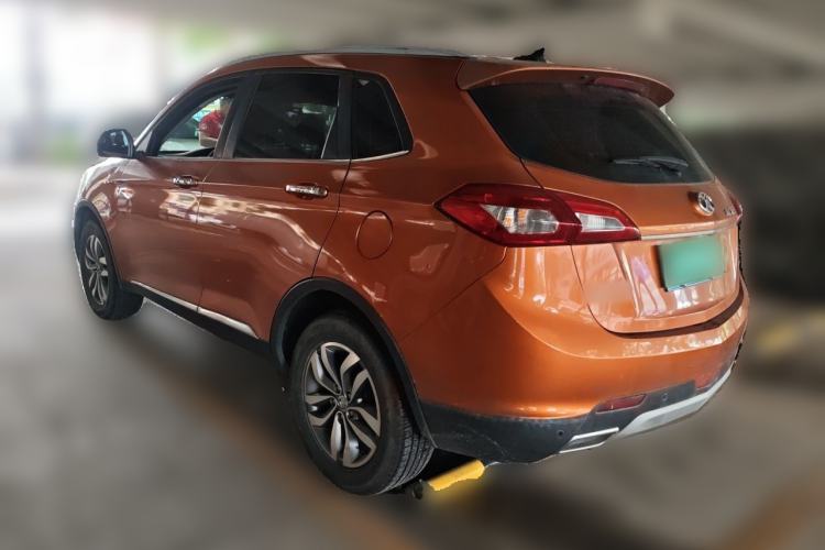 Used BAIC Senova X65 2015 2.0T Automatic Elite Model Rear Left 45 Deg