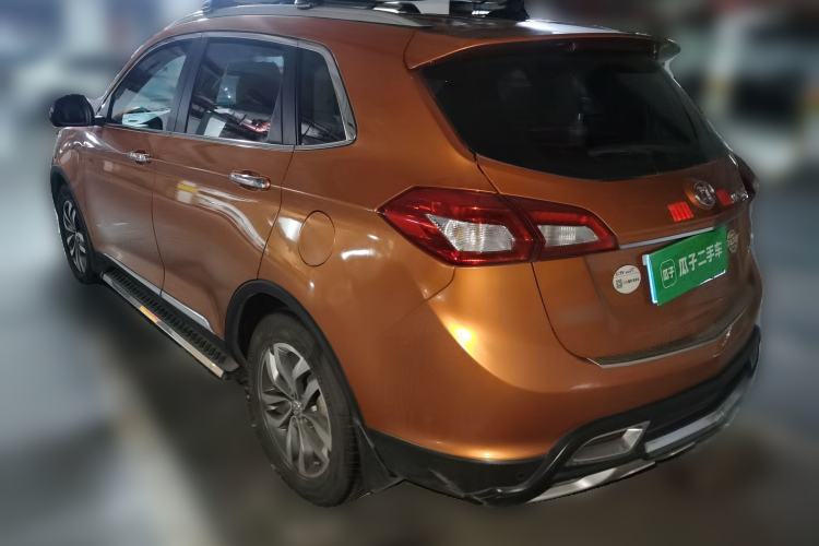 Used BAIC Senova X65 2015 2.0T Automatic Elite Model Rear Left 45 Deg