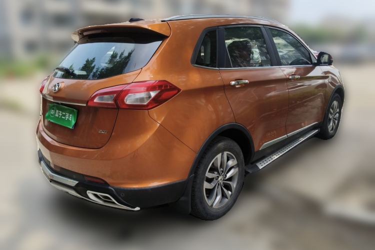 Used BAIC Senova X65 2015 2.0T Automatic Elite Model Rear Right 45 Deg