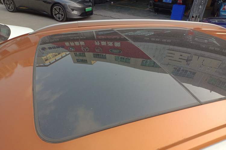Used BAIC Senova X65 2015 2.0T Automatic Elite Model Roof