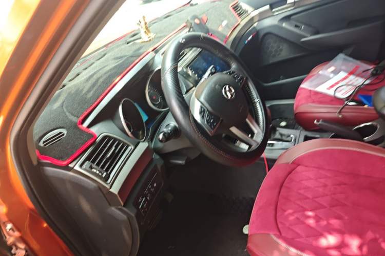 Used BAIC Senova X65 2015 2.0T Automatic Elite Model Steering Wheel
