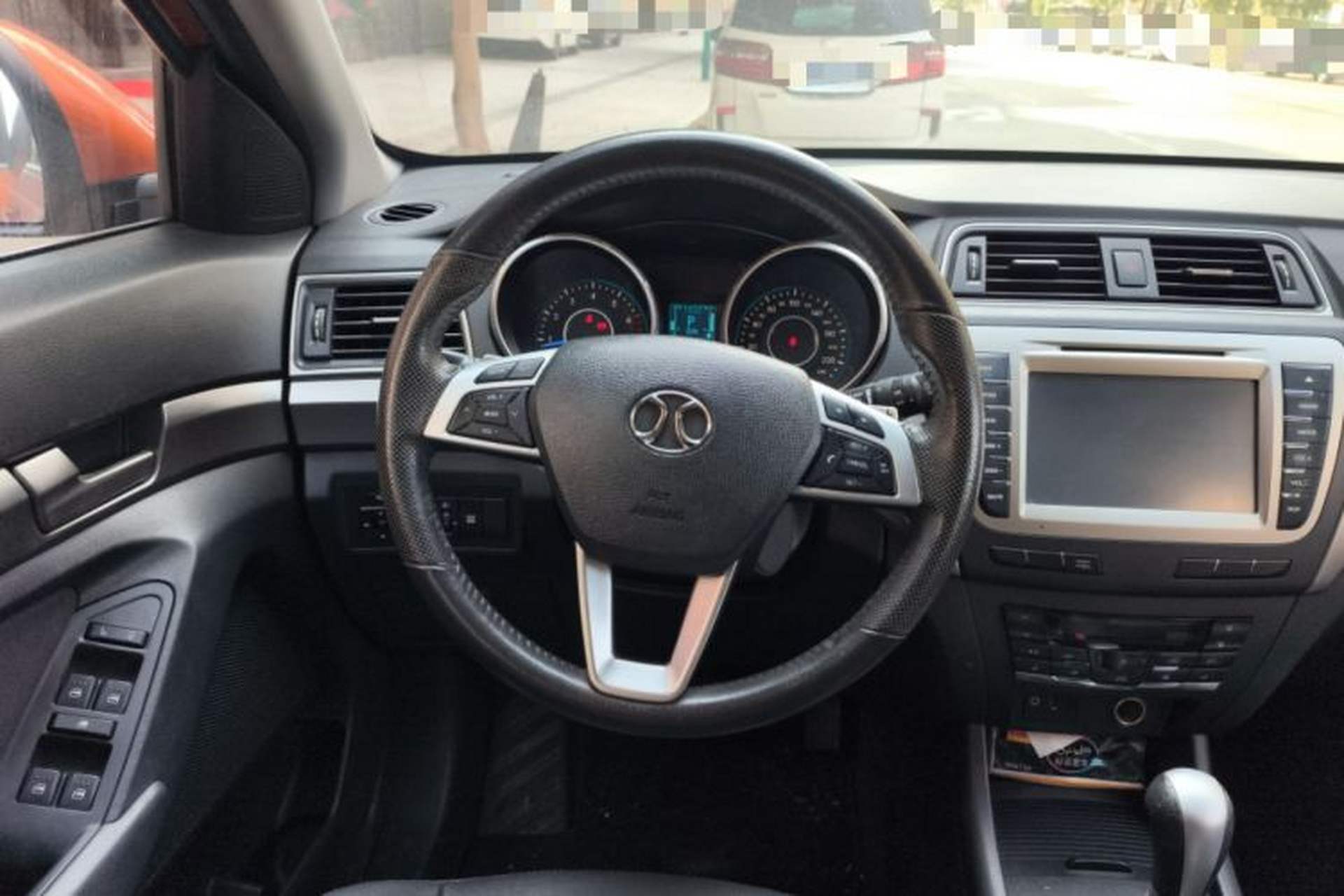 Used BAIC Senova X65 2015 2.0T Automatic Elite Model Steering Wheel