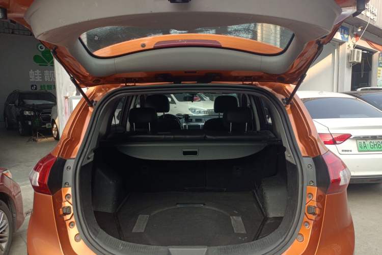 Used BAIC Senova X65 2015 2.0T Automatic Elite Model Trunk