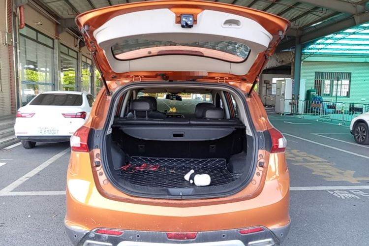 Used BAIC Senova X65 2015 2.0T Automatic Elite Model Trunk