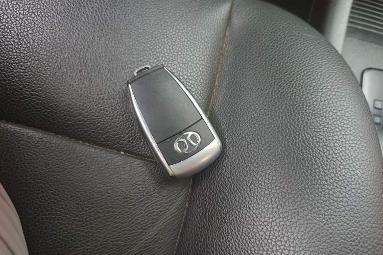 Used BAIC Senova X65 2015 2.0T Automatic Elite Model Vehicle Key