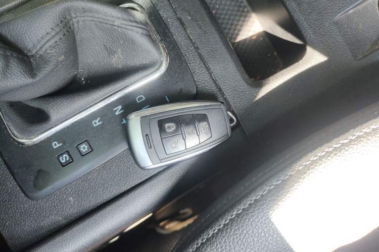 Used BAIC Senova X65 2015 2.0T Automatic Elite Model Vehicle Key