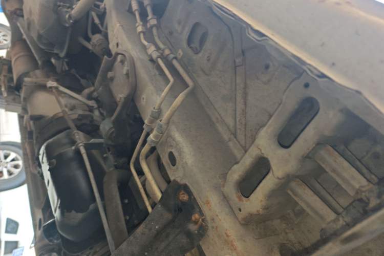 Used BAIC Weiwang 205 2013 1.0L Joy version Chassis Front Right