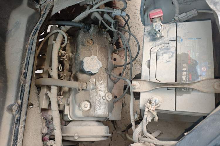 Used BAIC Weiwang 205 2013 1.0L Joy version Engine Bay Left