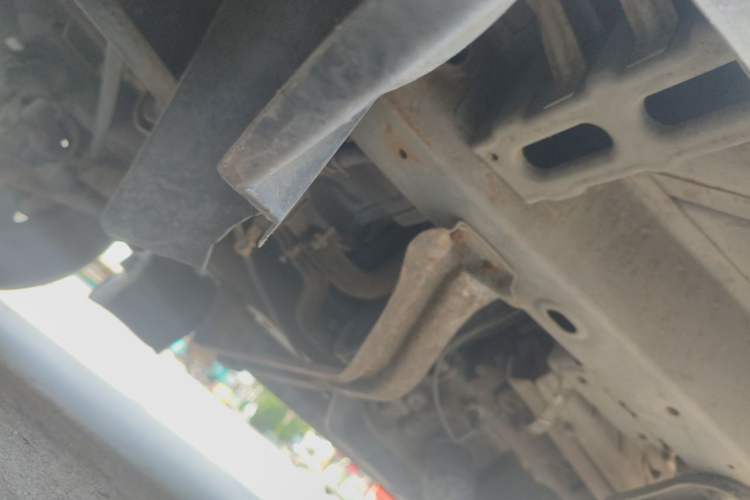 Used BAIC Weiwang 205 2013 1.0L Joy version Chassis Front Left