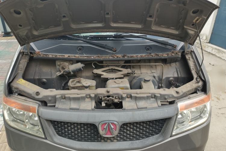 Used BAIC Weiwang 205 2013 1.0L Joy version Engine Bay
