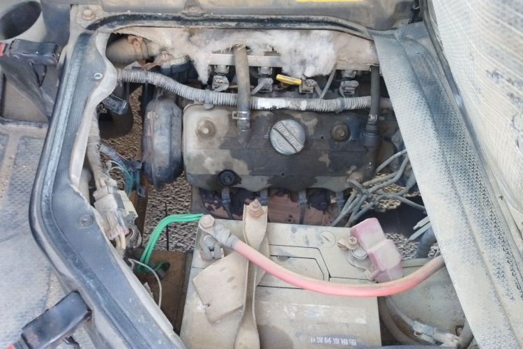 Used BAIC Weiwang 205 2013 1.0L Joy version Engine Bay Left