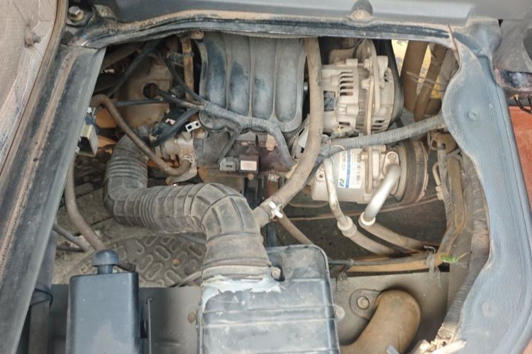 Used BAIC Weiwang 205 2013 1.0L Xingye version Engine Bay Left