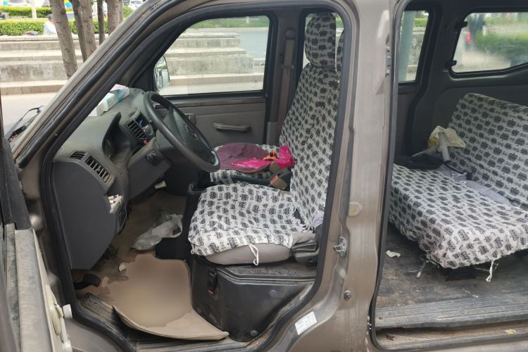 Used BAIC Weiwang 205 2013 1.0L Joy version Left Front Seat