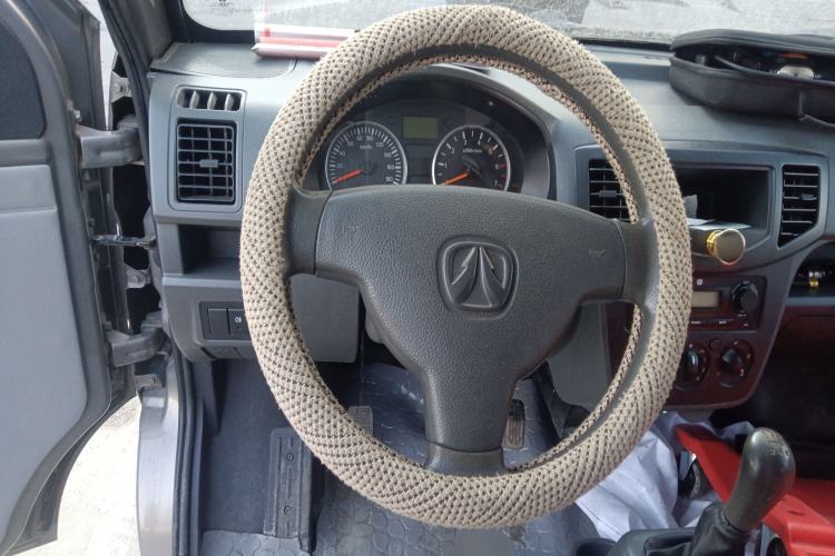 Used BAIC Weiwang 205 2013 1.0L Joy version Steering Wheel