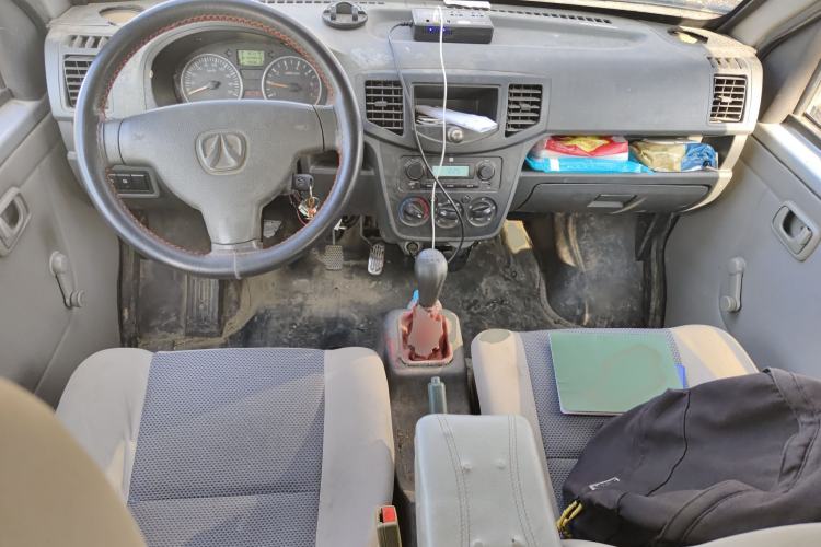 Used BAIC Weiwang 205 2013 1.0L Xingye version Center Console