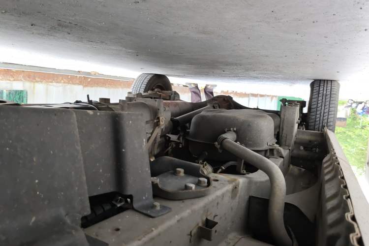 Used BAIC Weiwang 205 2013 1.0L Joy version Chassis Front Right