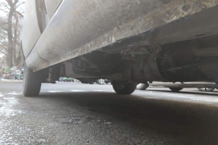 Used BAIC Weiwang 205 2013 1.0L Joy version Chassis Front Right