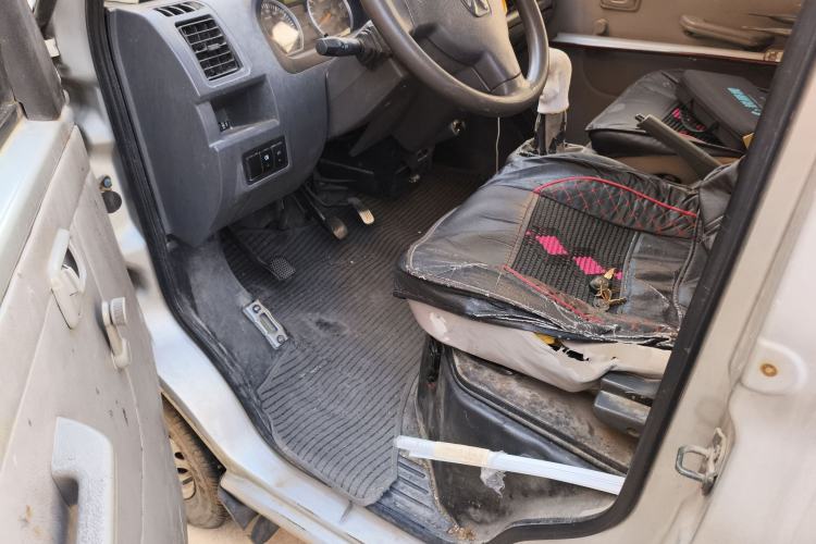 Used BAIC Weiwang 205 2013 1.0L Joy version Driver Seat