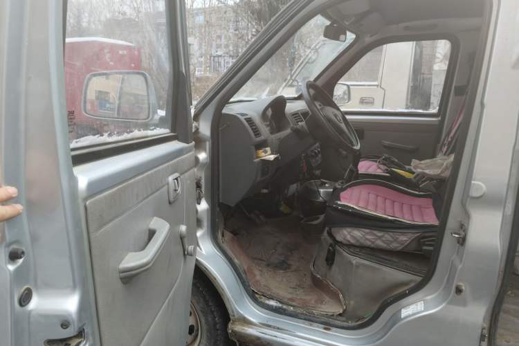 Used BAIC Weiwang 205 2013 1.0L Joy version Driver Seat
