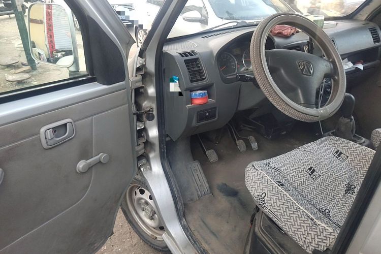 Used BAIC Weiwang 205 2013 1.0L Joy version Driver Seat