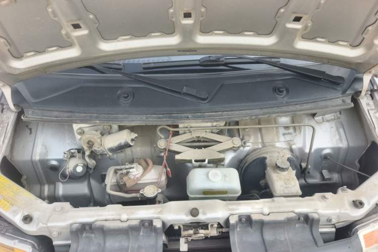 Used BAIC Weiwang 205 2013 1.0L Xingye version Engine Bay