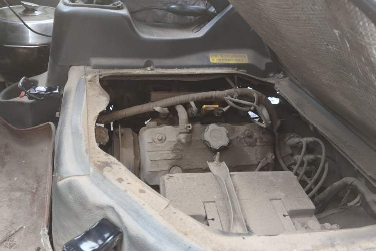 Used BAIC Weiwang 205 2013 1.0L Joy version Engine Bay