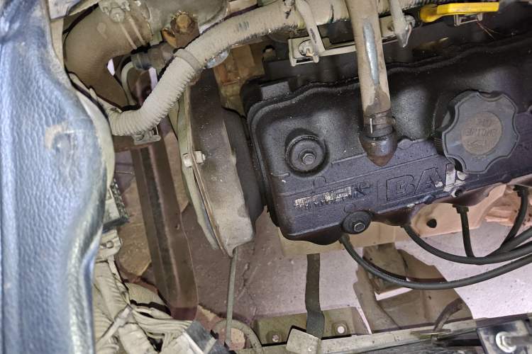 Used BAIC Weiwang 205 2013 1.0L Joy version Engine Bay Right