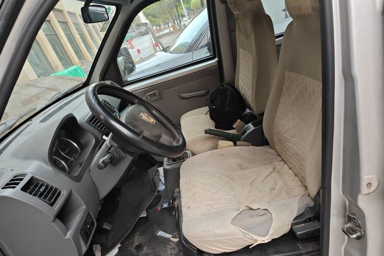 Used BAIC Weiwang 205 2013 1.0L Joy version Left Front Seat