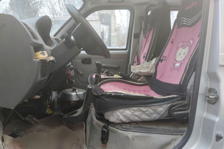 Used BAIC Weiwang 205 2013 1.0L Joy version Left Front Seat