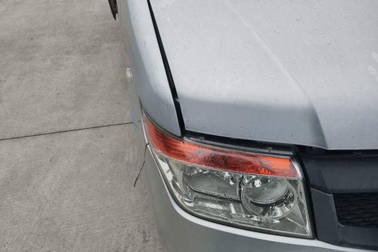Used BAIC Weiwang 205 2013 1.0L Business Edition Right Front Headlight