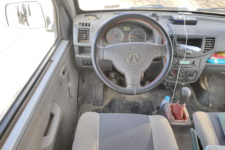 Used BAIC Weiwang 205 2013 1.0L Xingye version Steering Wheel
