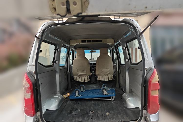 Used BAIC Weiwang 205 2013 1.0L Joy version Trunk