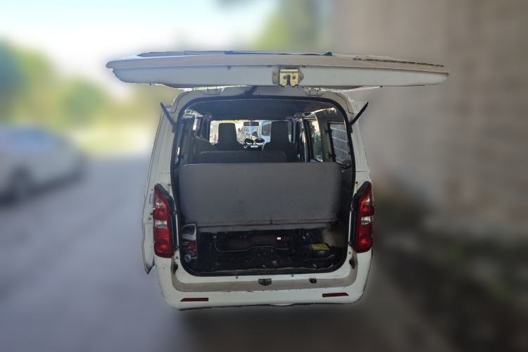 Used BAIC Weiwang 205 2013 1.0L Joy version Trunk