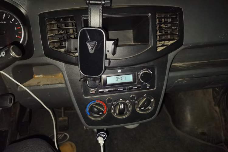 Used BAIC Weiwang 205 2013 1.0L Joy version Audio And AC Panel