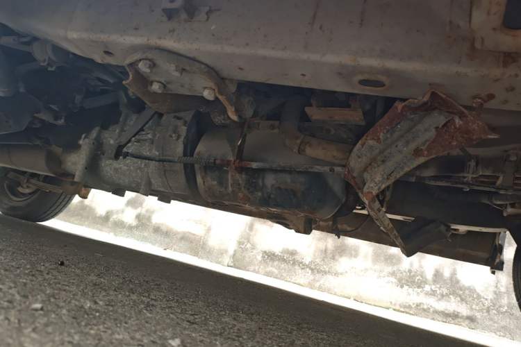 Used BAIC Weiwang 205 2013 1.0L Joy version Chassis Front Right