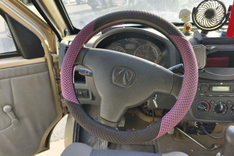 Used BAIC Weiwang 205 2013 1.0L Joy version Steering Wheel