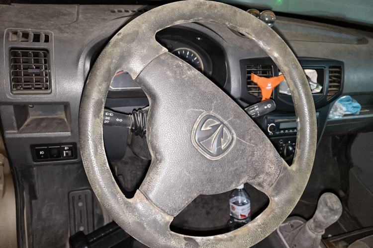 Used BAIC Weiwang 205 2013 1.0L Xingye version Steering Wheel