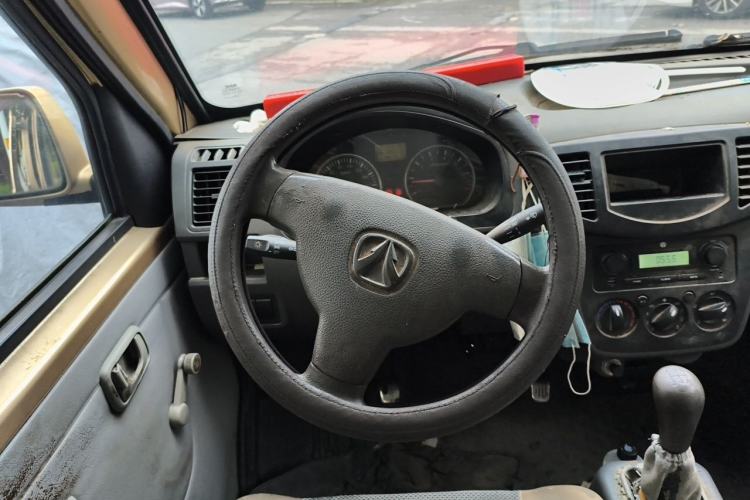 Used BAIC Weiwang 205 2013 1.0L Xingye version Steering Wheel