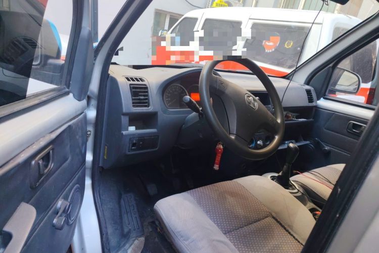 Used BAIC Weiwang 306 2011 1.3L base model 7 seats Driver Seat