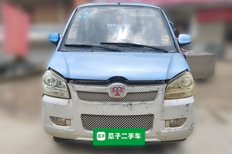 Used BAIC Weiwang 306 2011 1.3L luxury version 8 seats Front