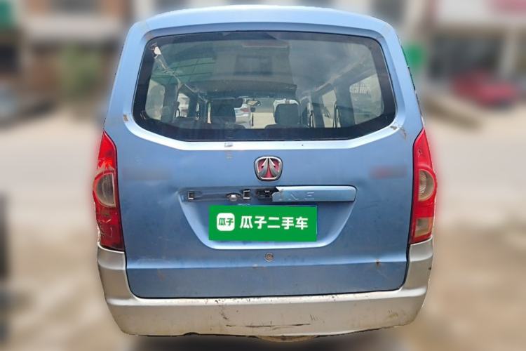 Used BAIC Weiwang 306 2011 1.3L luxury version 8 seats Rear