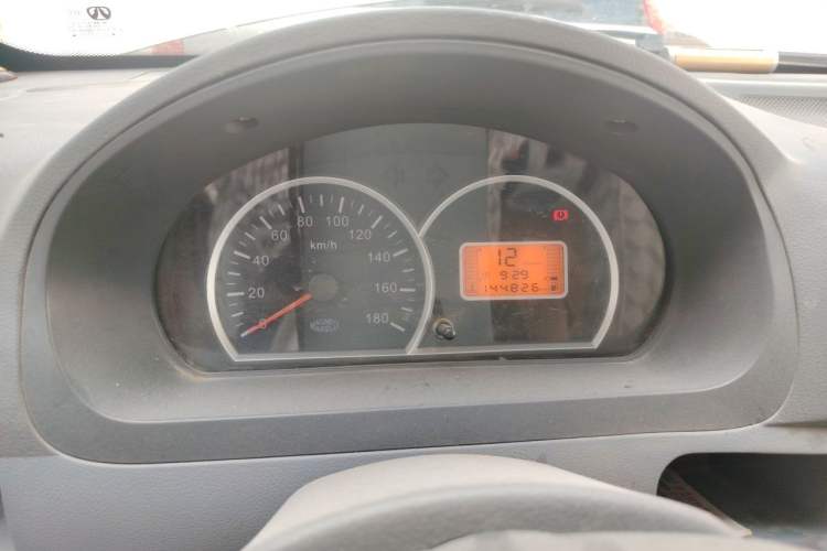 Used BAIC Weiwang 306 2011 1.3L Comfort version 7 seats Instrument Cluster