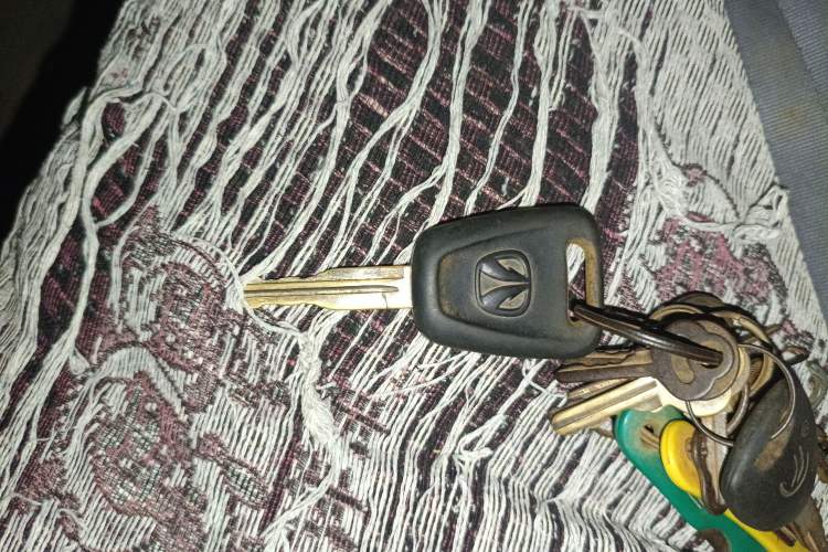 Used BAIC Weiwang 306 2011 1.3L Comfort version 7 seats Vehicle Key