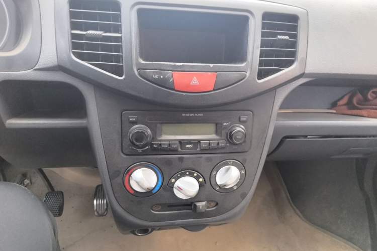 Used BAIC Weiwang 306  Audio And AC Panel