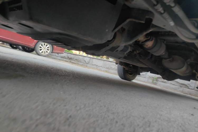 Used BAIC Weiwang 306 2011 1.3L base model 7 seats Chassis Front Left