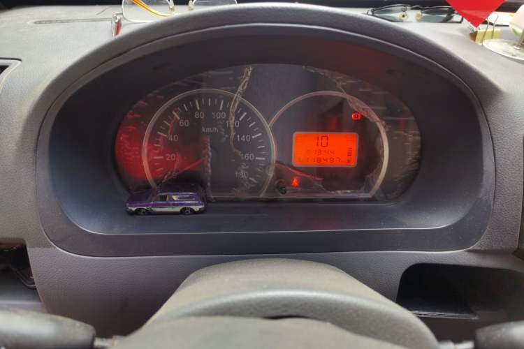 Used BAIC Weiwang 306 2011 1.3L Comfort version 7 seats Instrument Cluster