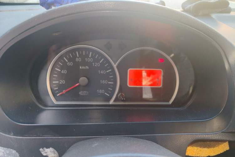 Used BAIC Weiwang 306 2011 1.3L base model 7 seats Instrument Cluster