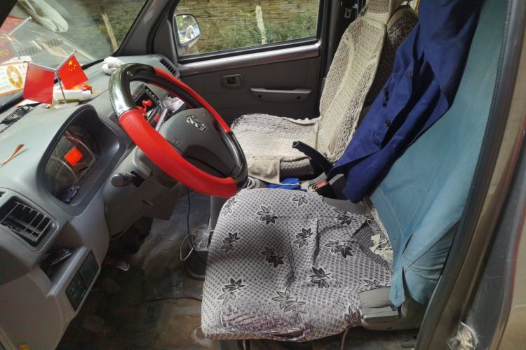 Used BAIC Weiwang 306 2011 1.3L Comfort version 7 seats Left Front Seat